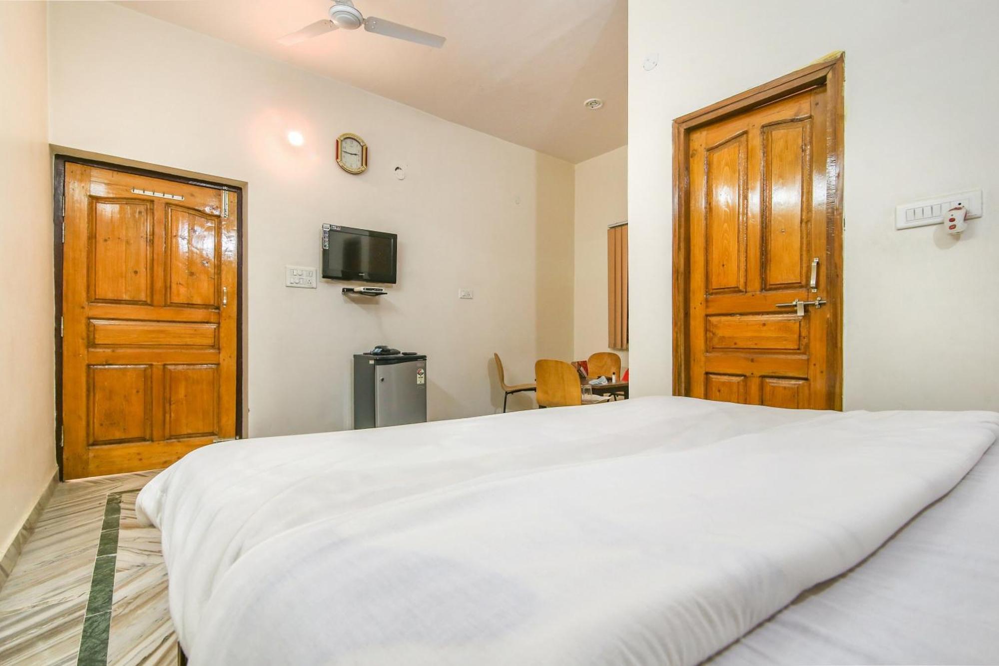 Collection O 81098 Hotel Royal Panjab Bijnaur Extérieur photo